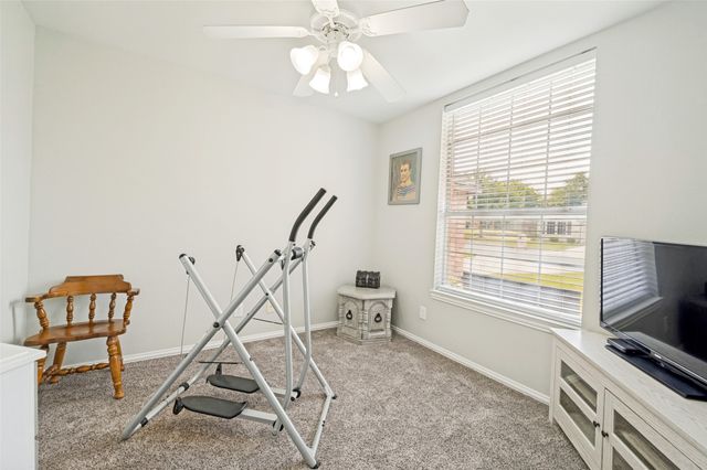 206 Ridge View Court, Decatur, TX 76234