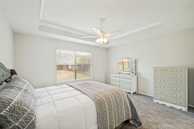 206 Ridge View Court, Decatur, TX 76234