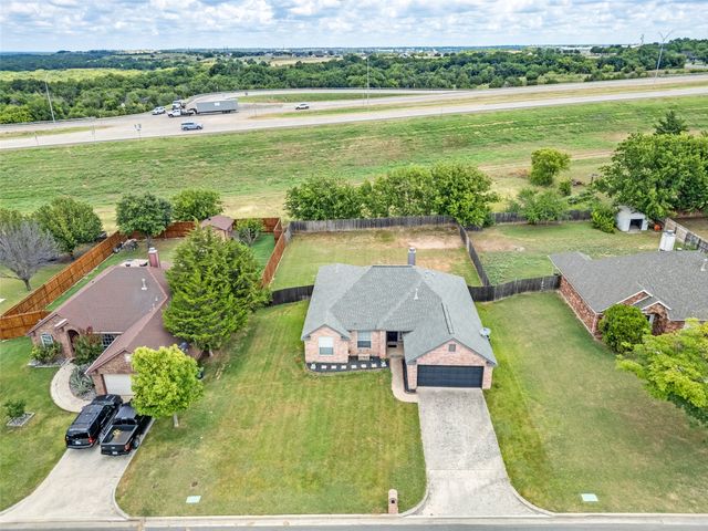 206 Ridge View Court, Decatur, TX 76234