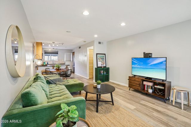 6936 E 4TH Street 8, Scottsdale, AZ 85251