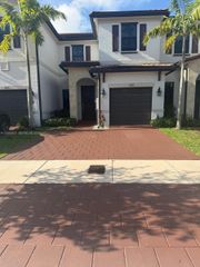 3428 W 106th Street 3428, Hialeah, FL 33018