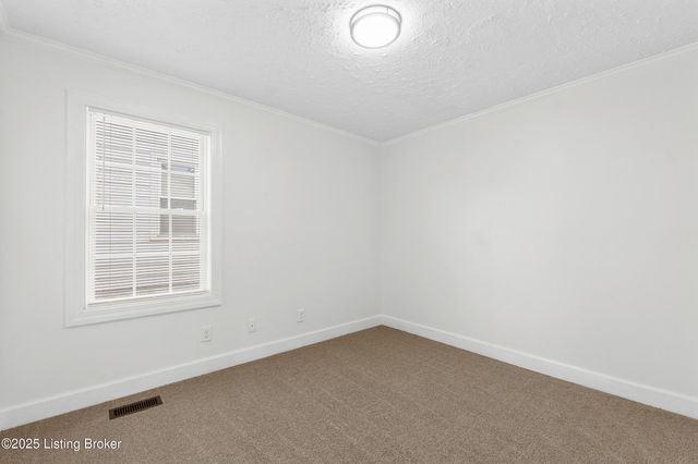 5106 Laughlin Ave, Louisville, KY 40214