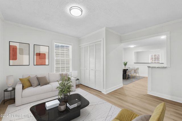 5106 Laughlin Ave, Louisville, KY 40214