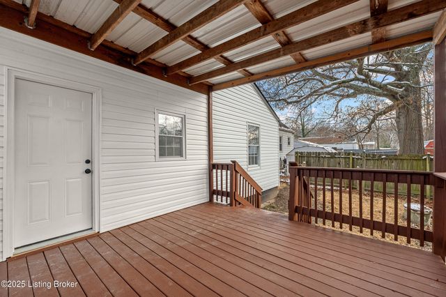 5106 Laughlin Ave, Louisville, KY 40214