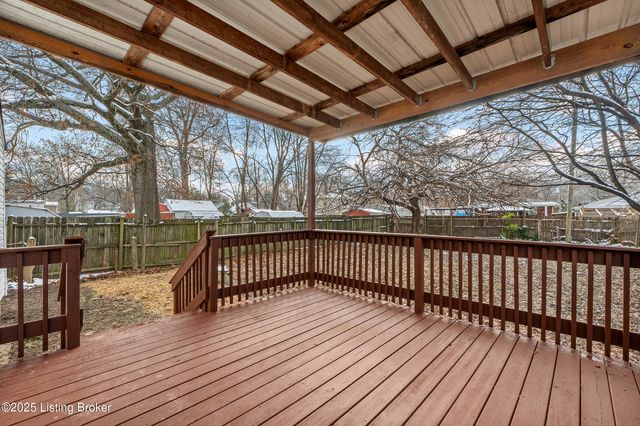 5106 Laughlin Ave, Louisville, KY 40214