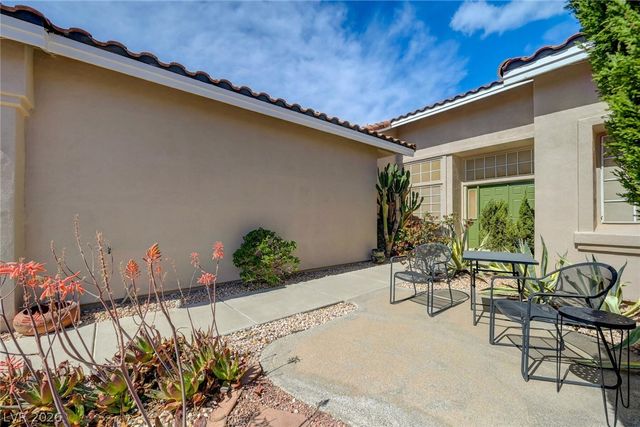 2530 Los Coches Circle, Henderson, NV 89074