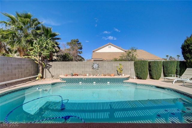 2530 Los Coches Circle, Henderson, NV 89074