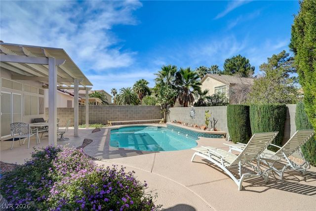 2530 Los Coches Circle, Henderson, NV 89074