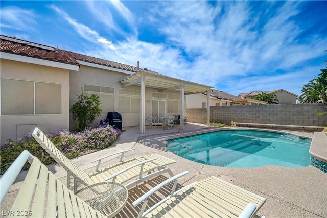 2530 Los Coches Circle, Henderson, NV 89074