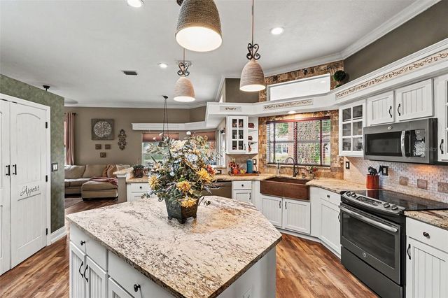 663 SHERIDAN WOODS DR, Melbourne, FL 32904