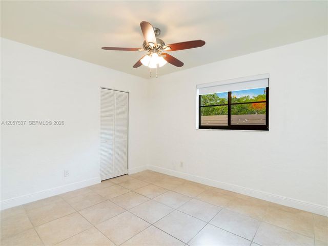 11549 SW 109th Road 27D, Miami, FL 33176