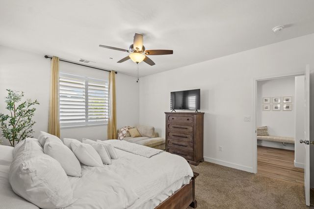 3126 Dorset Street, Tulare, CA 93274