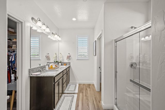3126 Dorset Street, Tulare, CA 93274