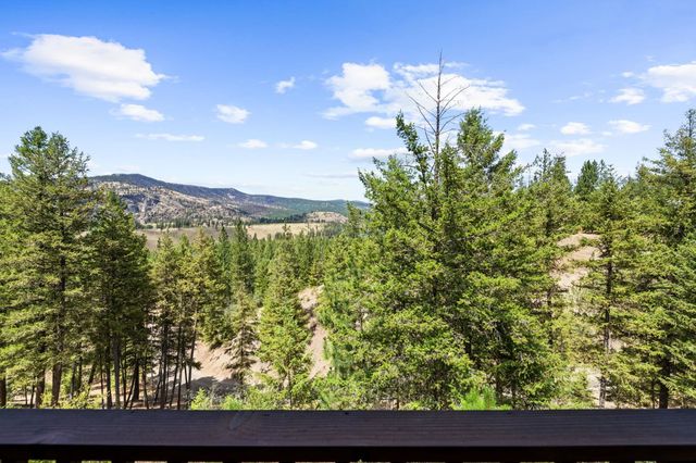 21413 W South Bank Rd, Nine Mile Falls, WA 99026