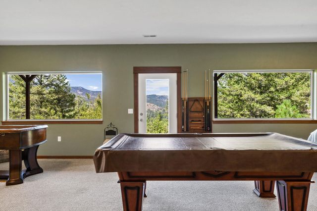 21413 W South Bank Rd, Nine Mile Falls, WA 99026