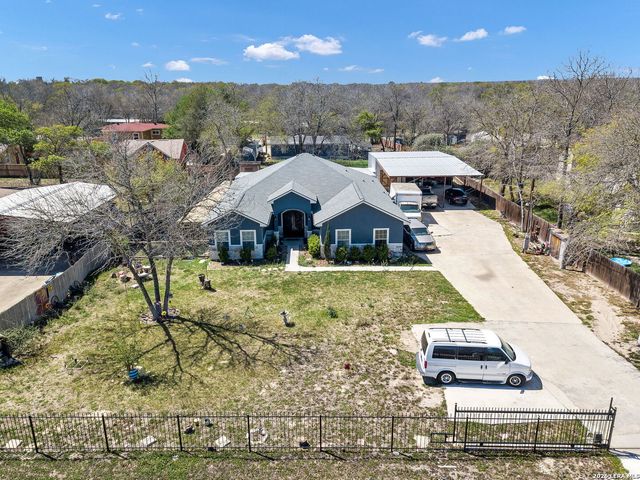 23007 Dream, Elmendorf, TX 78112