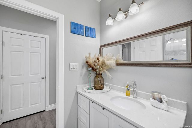 23007 Dream, Elmendorf, TX 78112