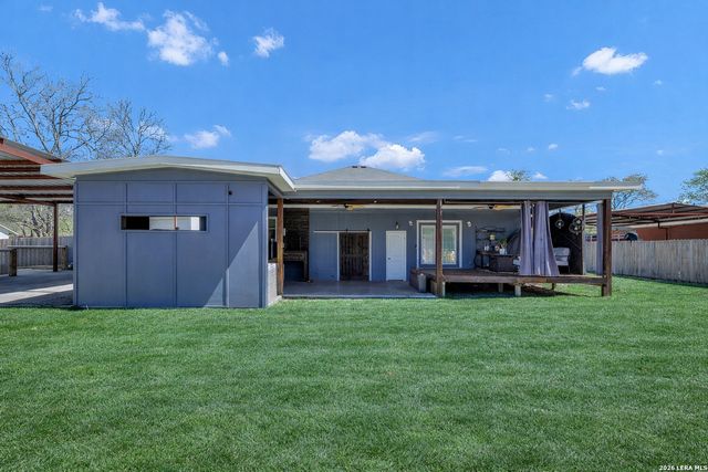 23007 Dream, Elmendorf, TX 78112