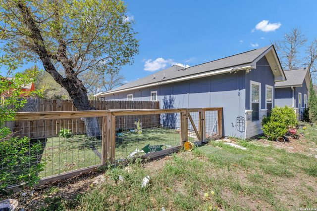 23007 Dream, Elmendorf, TX 78112