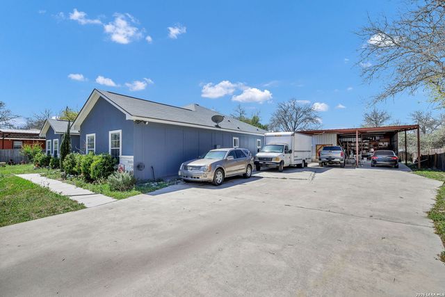 23007 Dream, Elmendorf, TX 78112