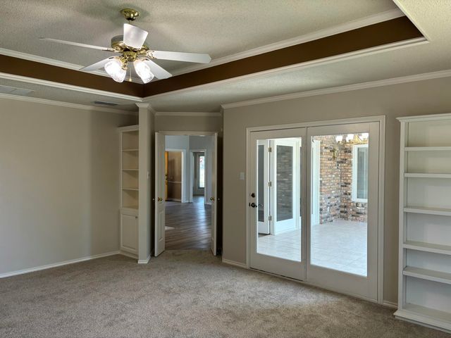 3 N Rim Road, Ransom Canyon, TX 79366