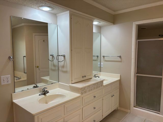 3 N Rim Road, Ransom Canyon, TX 79366