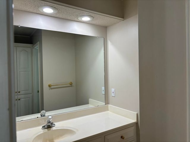 3 N Rim Road, Ransom Canyon, TX 79366