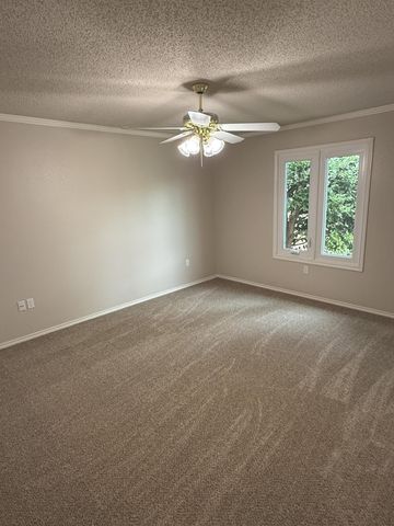 3 N Rim Road, Ransom Canyon, TX 79366