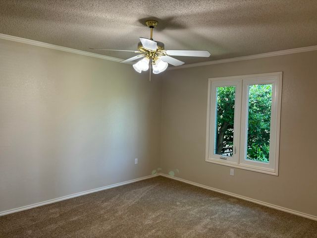 3 N Rim Road, Ransom Canyon, TX 79366