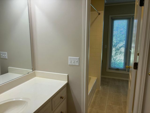 3 N Rim Road, Ransom Canyon, TX 79366