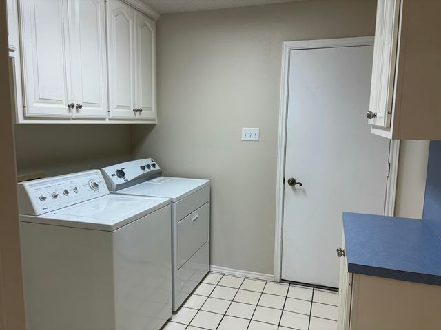 3 N Rim Road, Ransom Canyon, TX 79366