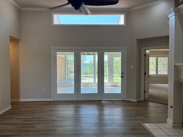 3 N Rim Road, Ransom Canyon, TX 79366