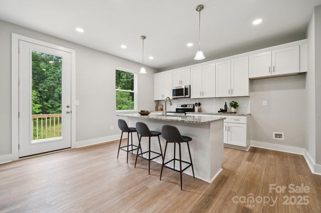 384 Speedway Place, Concord, NC 28027