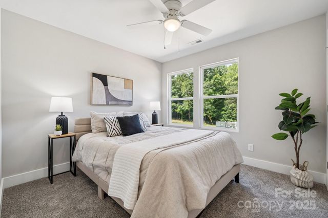 384 Speedway Place, Concord, NC 28027