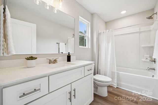 384 Speedway Place, Concord, NC 28027