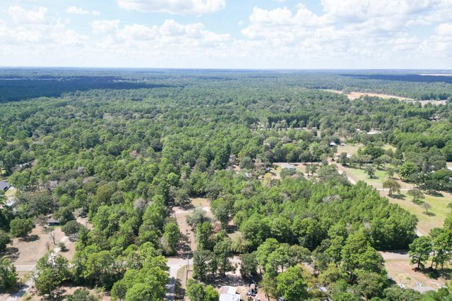 7 Pine Trail, Magnolia, TX 77355