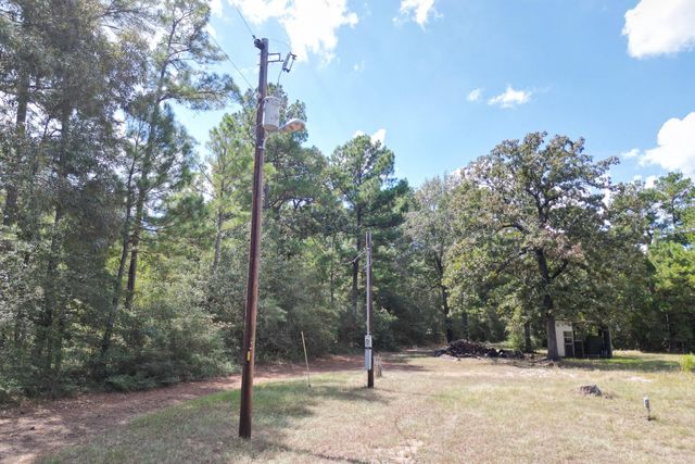 7 Pine Trail, Magnolia, TX 77355