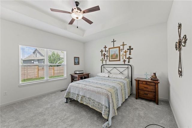 1128 S 12th Terrace, Louisburg, KS 66053