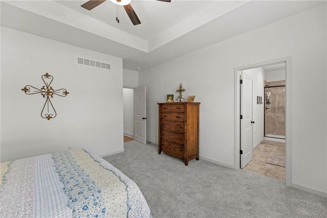 1128 S 12th Terrace, Louisburg, KS 66053
