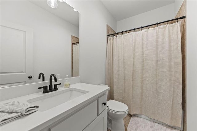 1128 S 12th Terrace, Louisburg, KS 66053