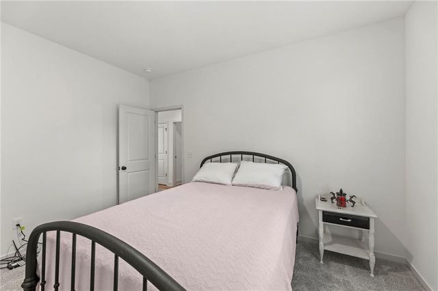 1128 S 12th Terrace, Louisburg, KS 66053
