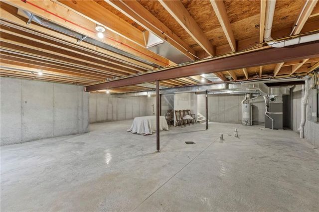 1128 S 12th Terrace, Louisburg, KS 66053