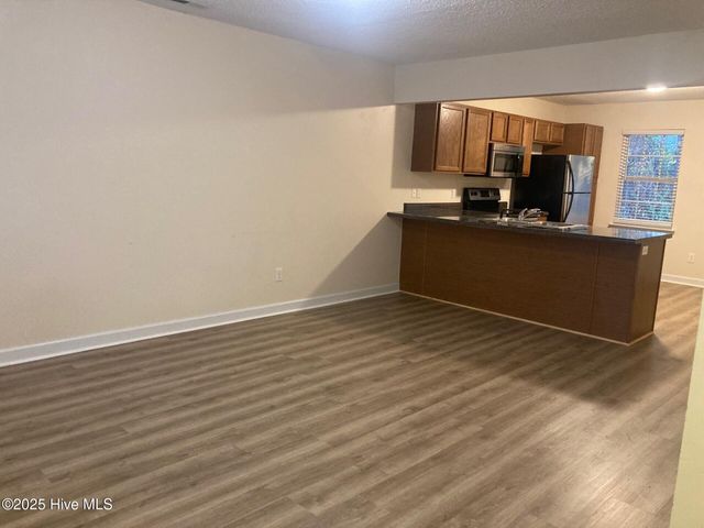 300 Burley Drive 8, Hubert, NC 28539