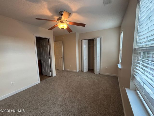 300 Burley Drive 8, Hubert, NC 28539