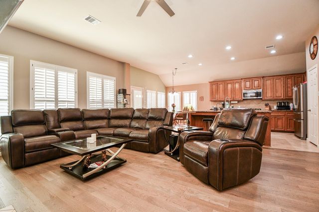 5324 Troutline Lane, Rosenberg, TX 77471