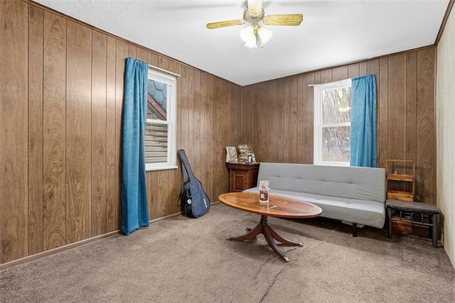 238 Provost Rd, Overbrook, PA 15227