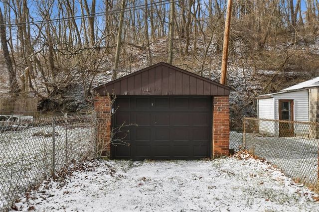 238 Provost Rd, Overbrook, PA 15227