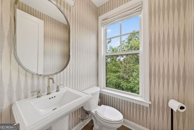 6589 Beacon Drive, Sandy Springs, GA 30328