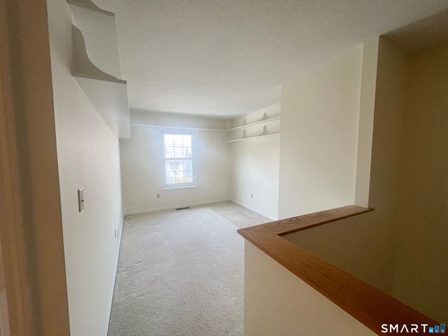 78 Rockledge Loop 78, Torrington, CT 06790