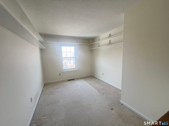 78 Rockledge Loop 78, Torrington, CT 06790